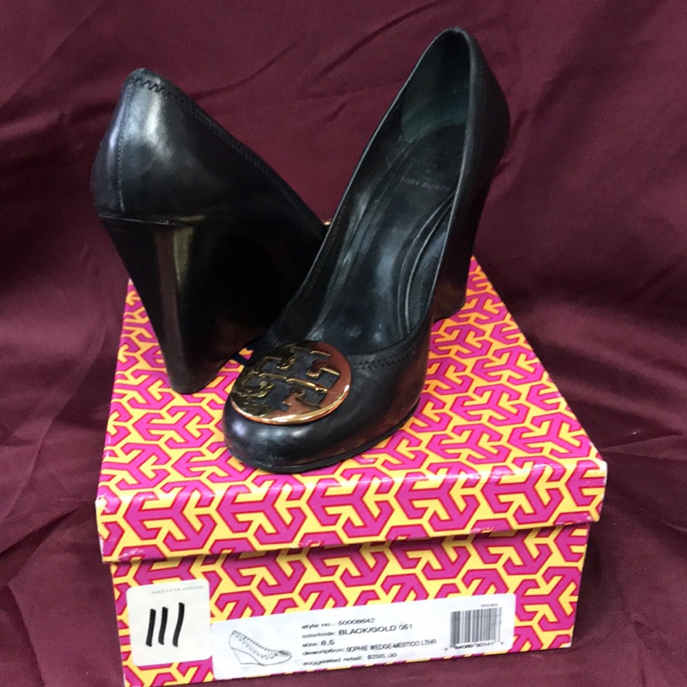 Tory Burch Sophie Wedges size 8.5